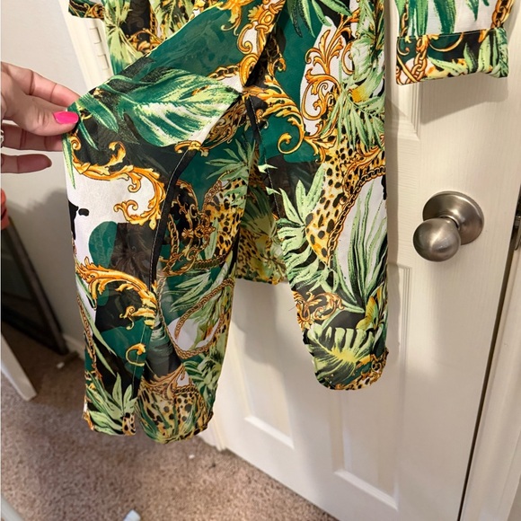 Wishing waves woman’s size small oversized top - Picture 6 of 7